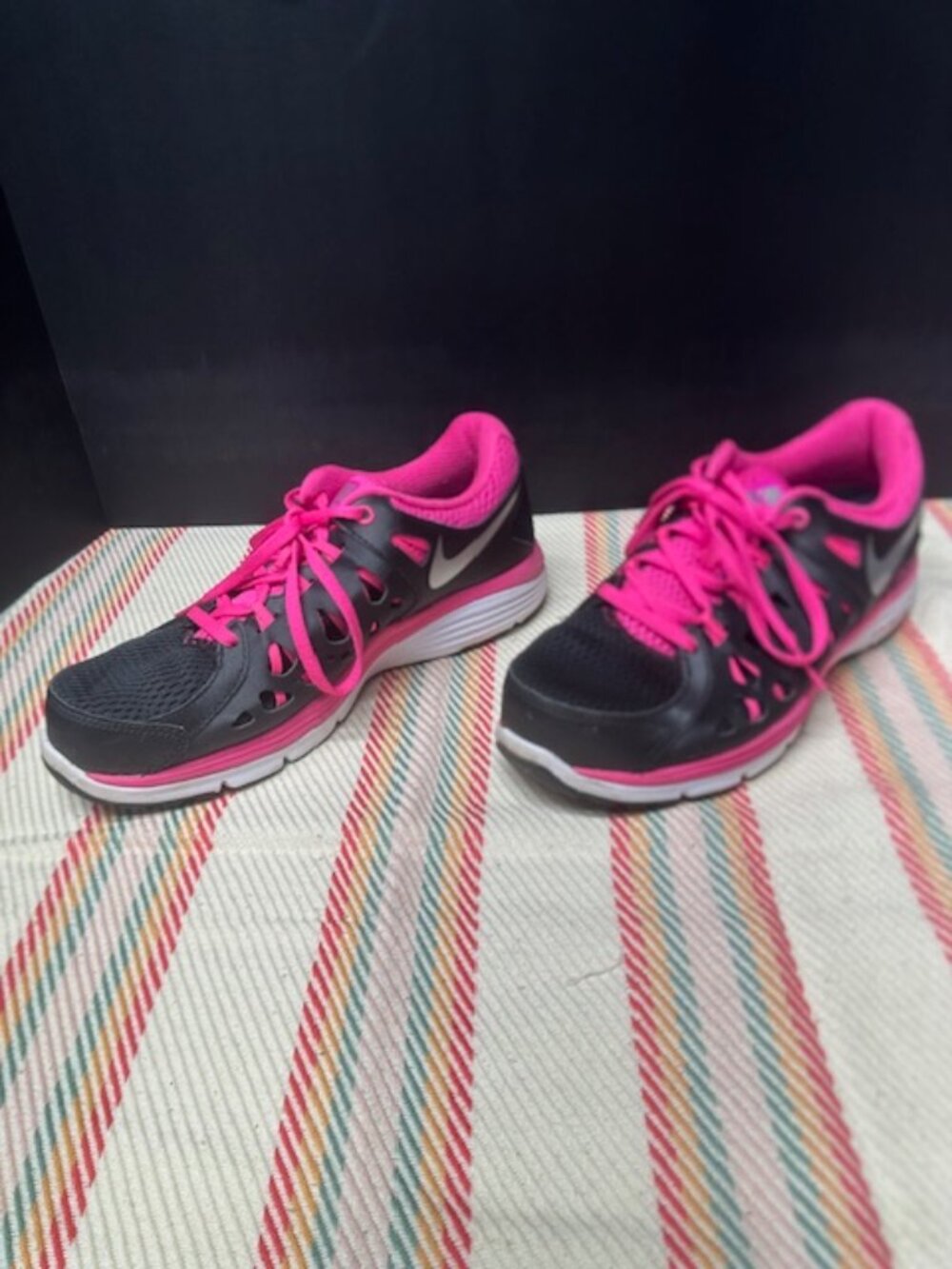 Nike Dual Fusion Run 2 Woman's Size 7.5